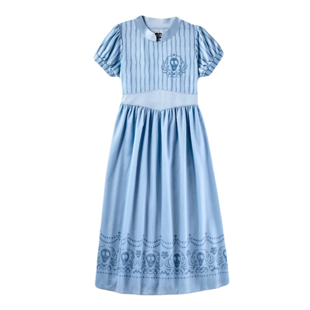 Beetlejuice Girls Medium (8) Astrid Light Blue Nightgown NWT